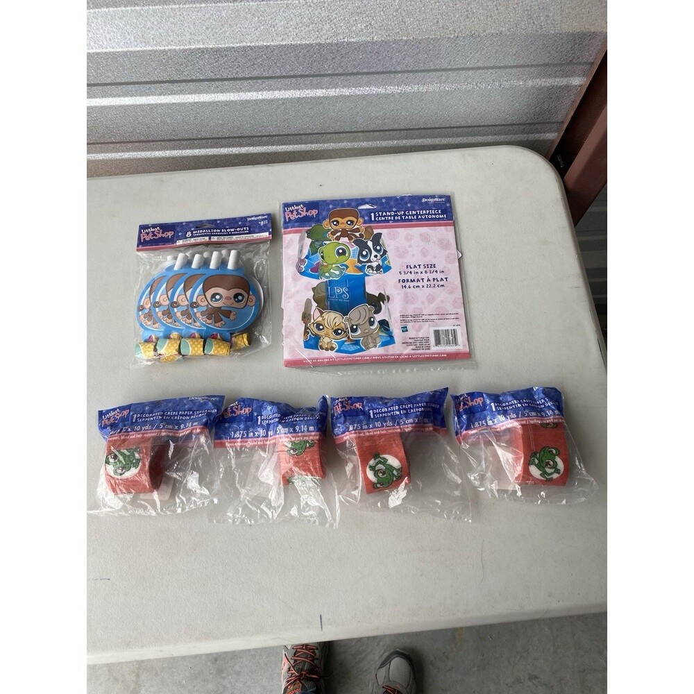Vintage 2007 Littlest Pet Shop Party Supplies Lot Centerpiece Blowouts Streamers